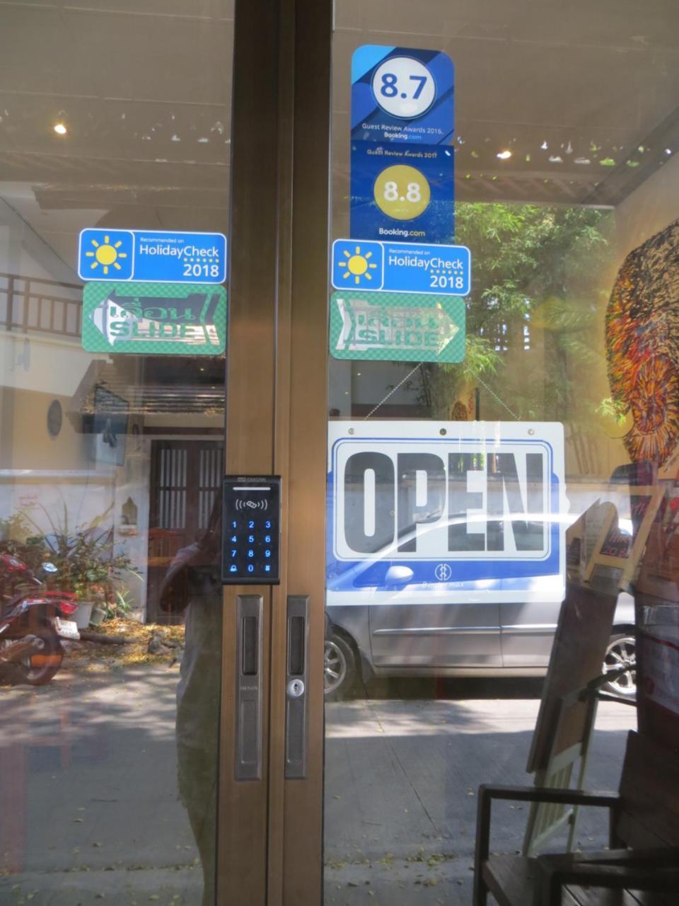 La Maison Verte Hostel Čiang Mai Exteriér fotografie